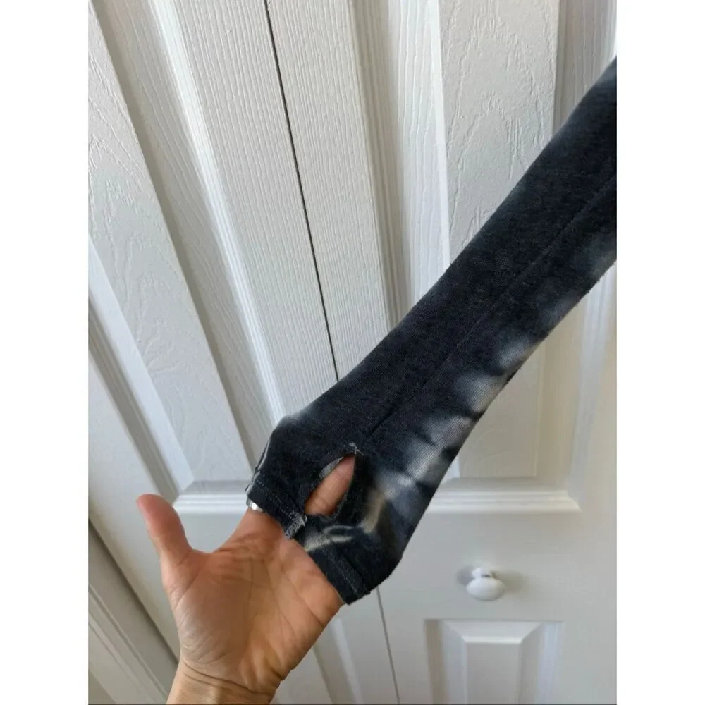 Free People bold tie